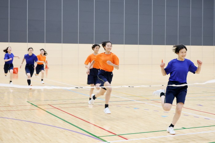 ゴールと共に歓声が