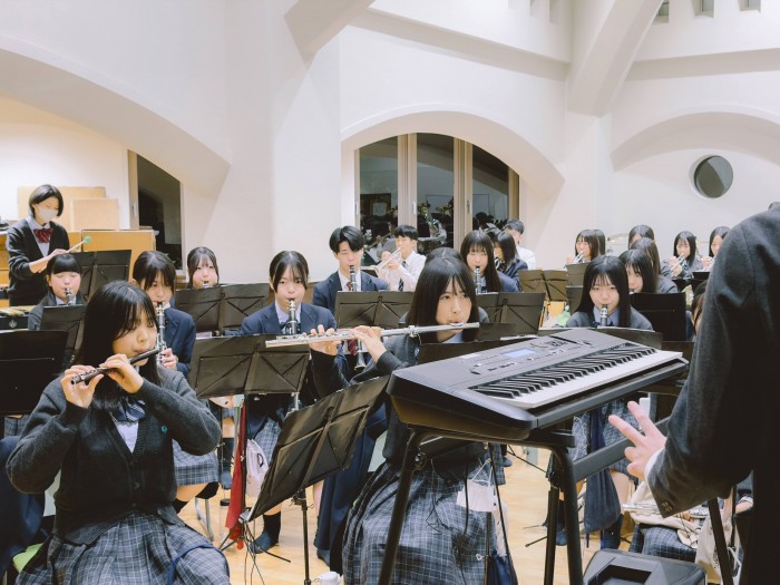 大会前日宿舎での練習