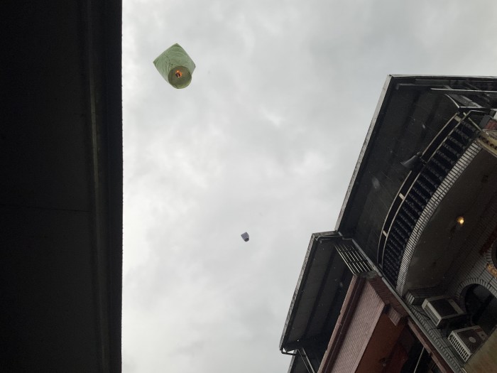 空高くのぼっていきました
