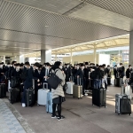 （空港での集合）