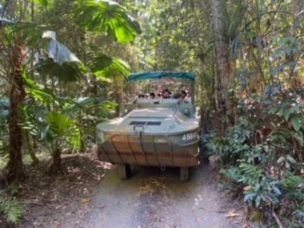 水陸両用車