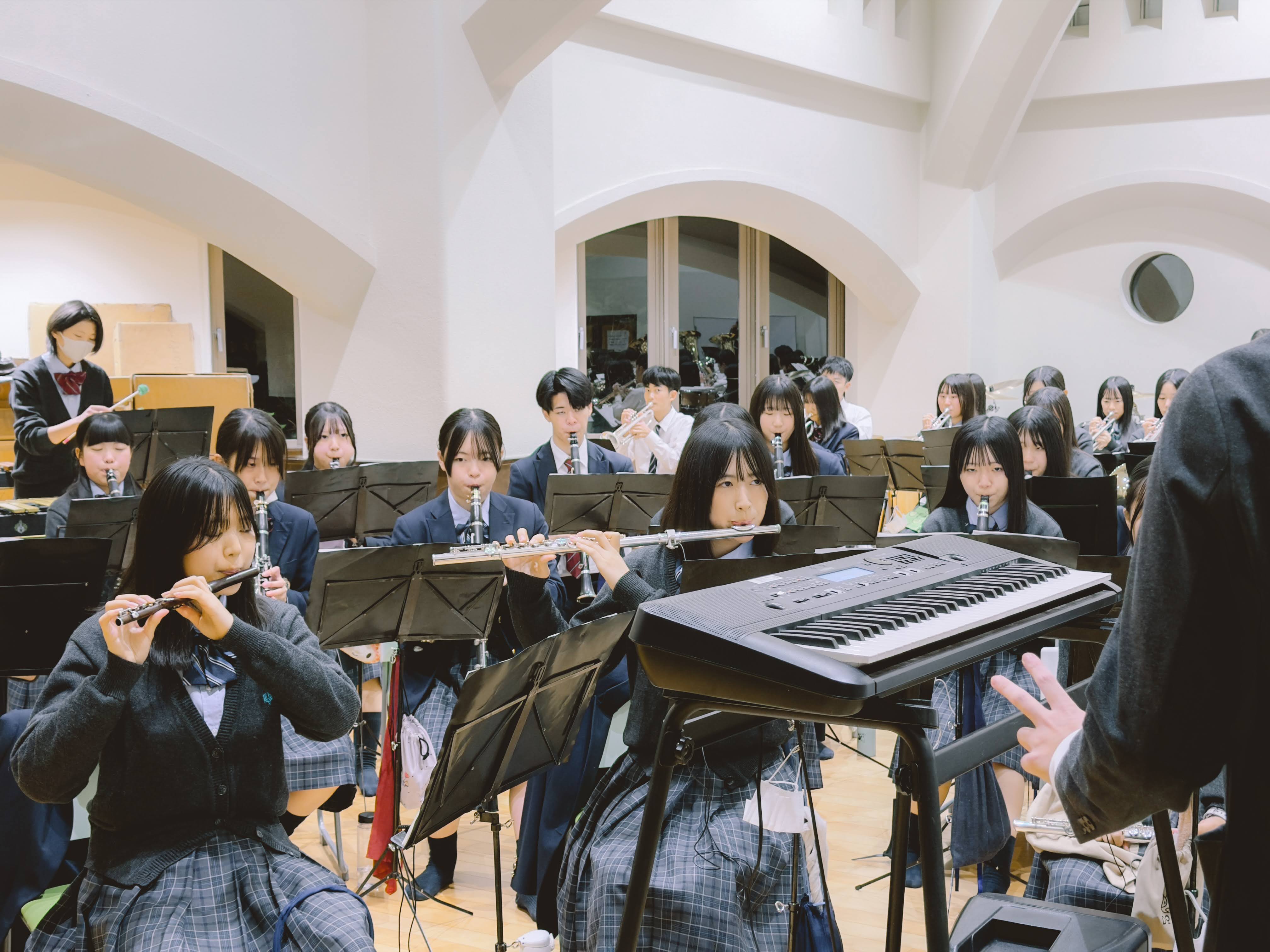 大会前日宿舎での練習