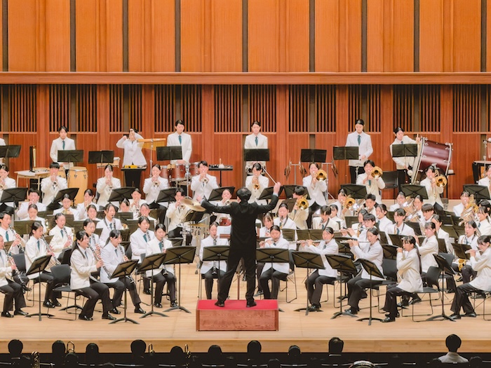 満員のお客様の前での演奏